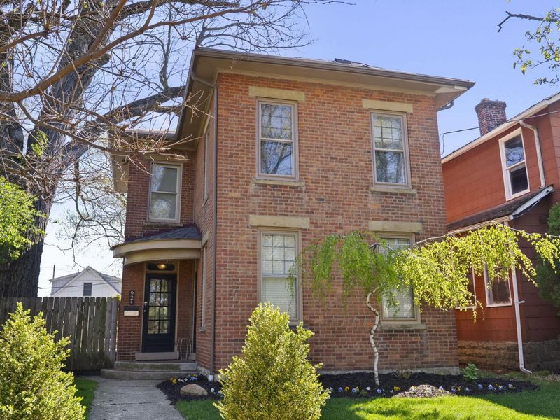 924 Hamlet Street, Columbus, OH 43201 Photo 2