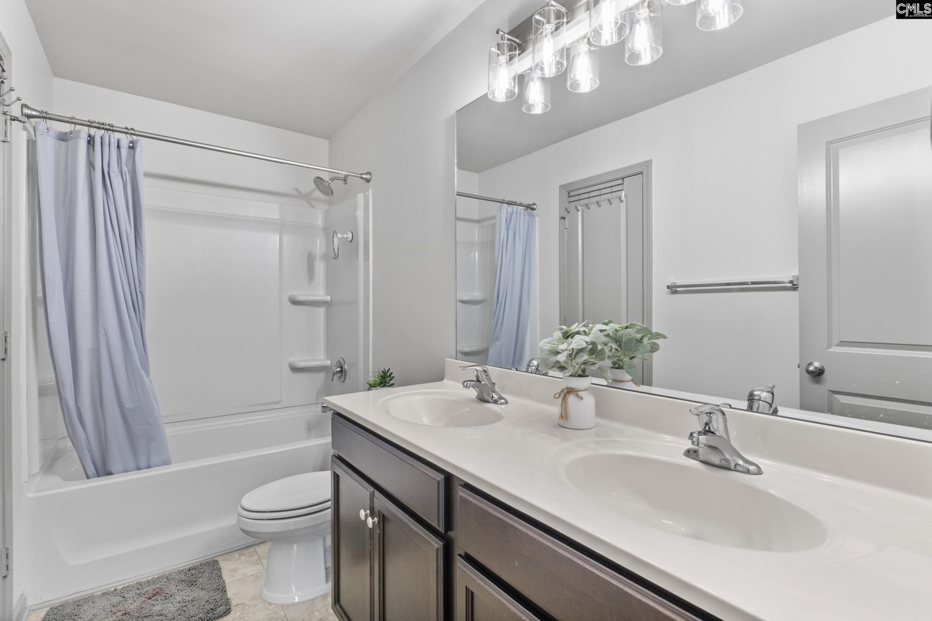 193 Crimson Queen Drive Photo 32