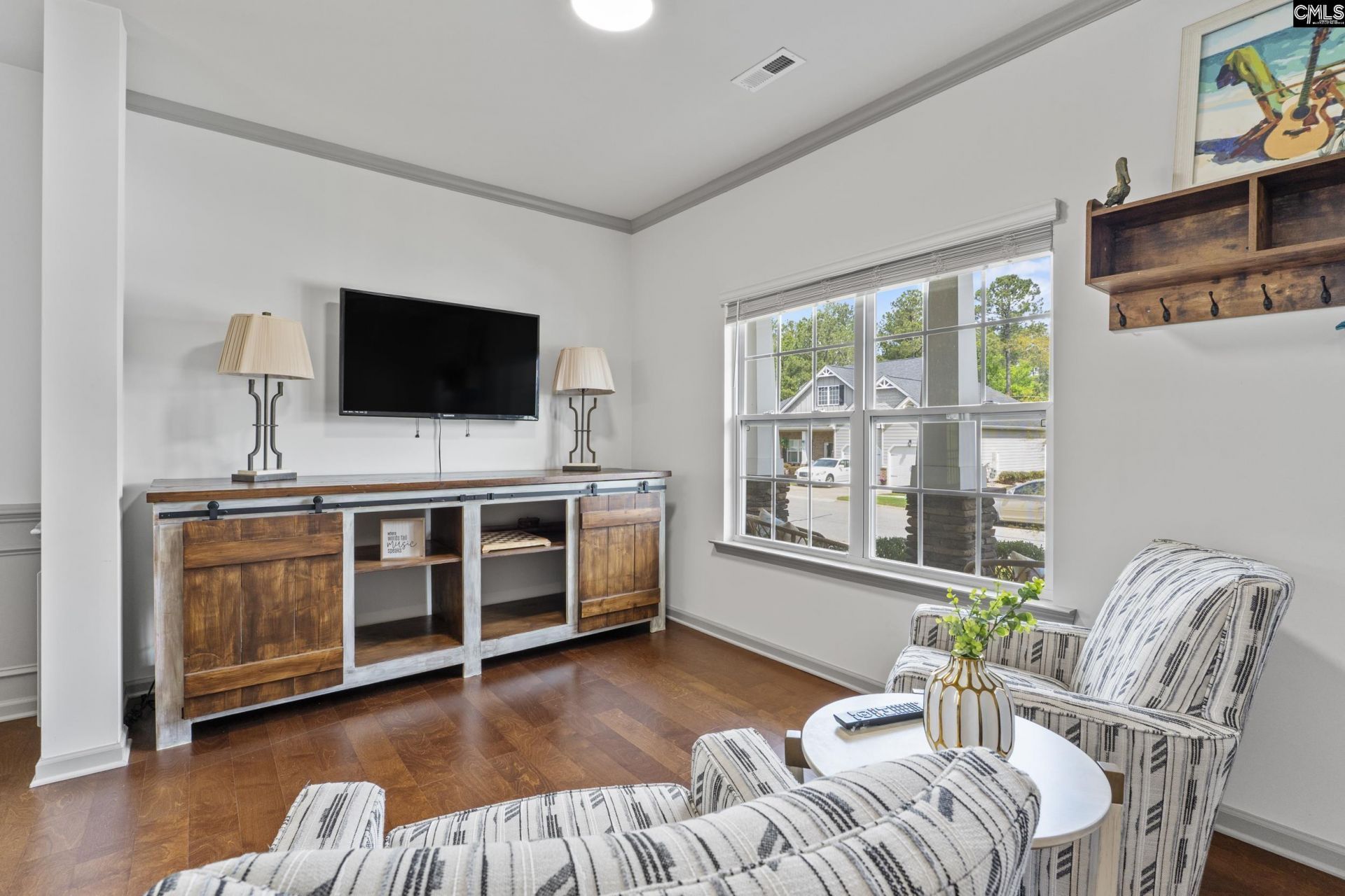 193 Crimson Queen Drive Photo 5