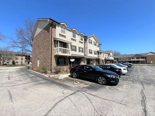 1504 W Jefferson Avenue , Unit D, Naperville, IL 60540