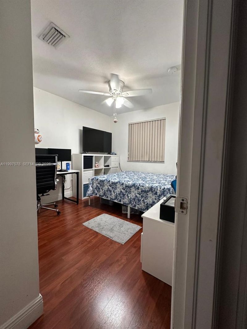 1612 SE 30th St, Homestead, FL 33035 Photo