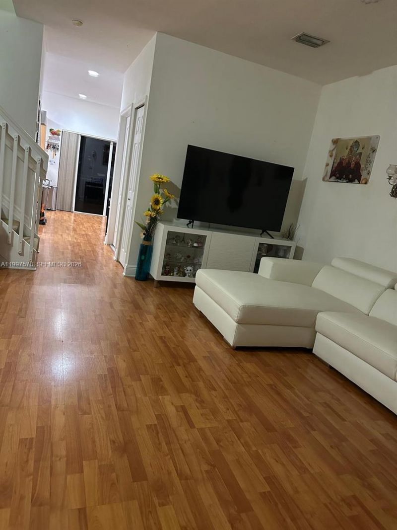 1612 SE 30th St, Homestead, FL 33035 Photo