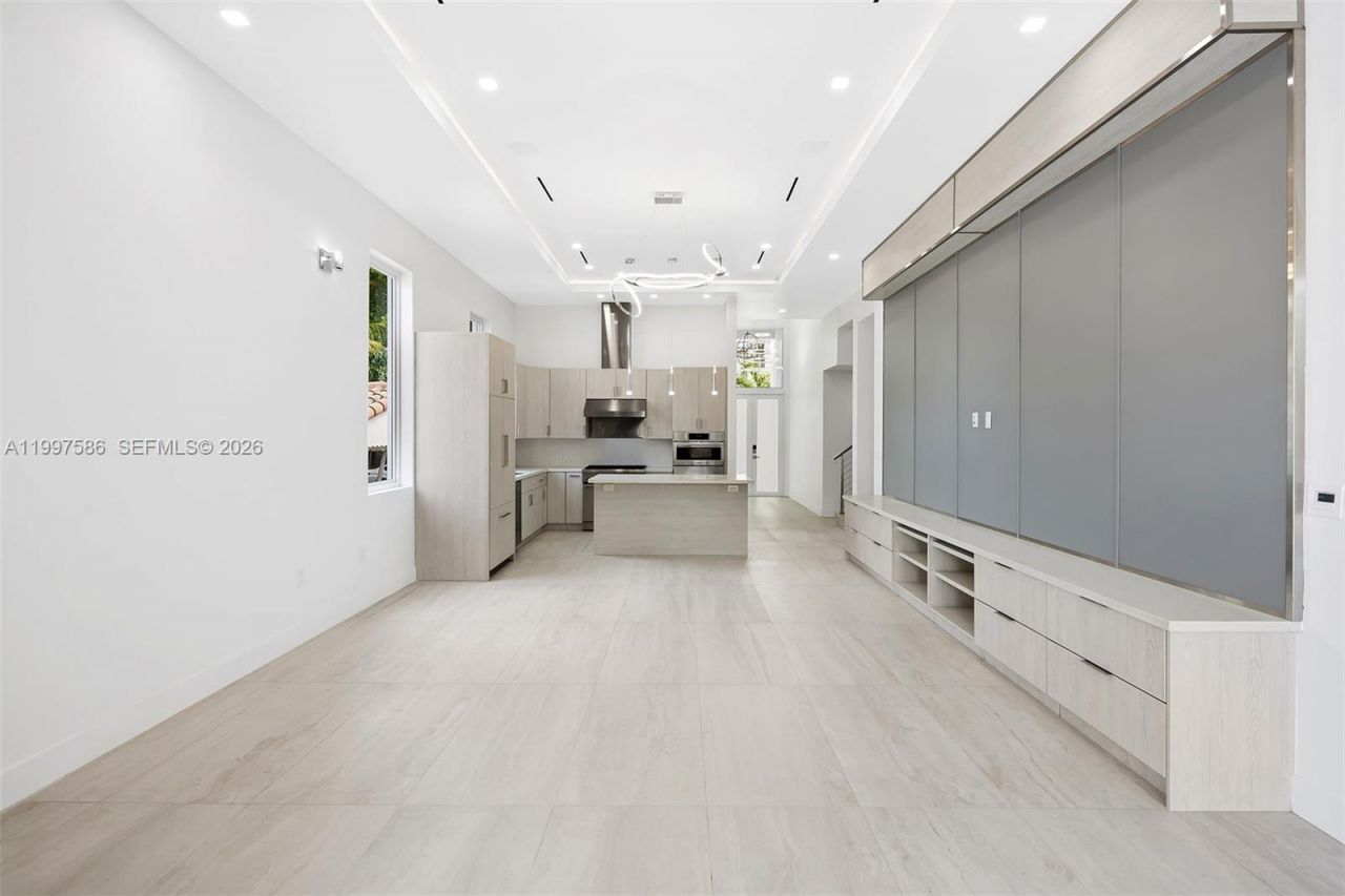 1615 NE 3rd Ct, Fort Lauderdale, FL 33301 Photo