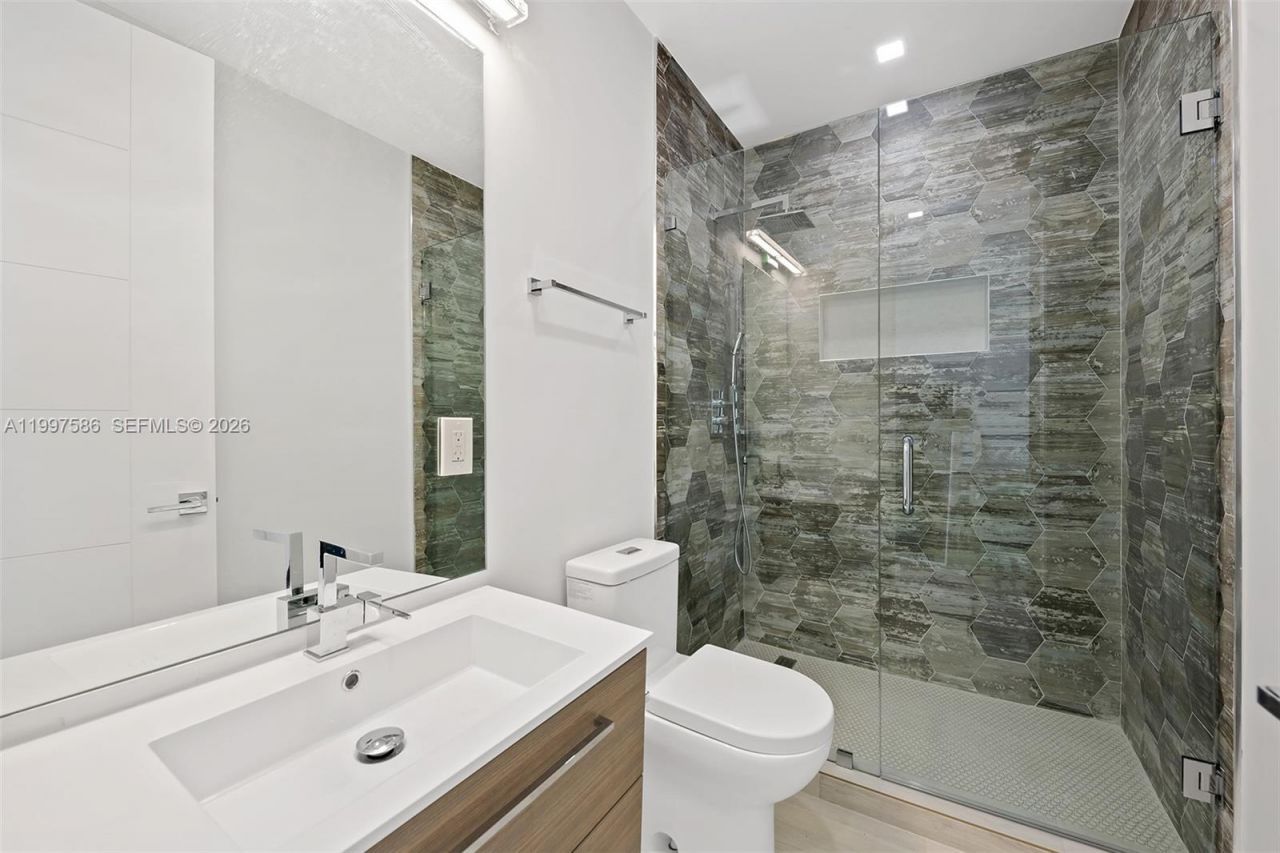 1615 NE 3rd Ct, Fort Lauderdale, FL 33301 Photo