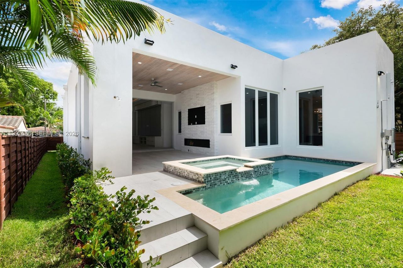 1615 NE 3rd Ct, Fort Lauderdale, FL 33301 Photo