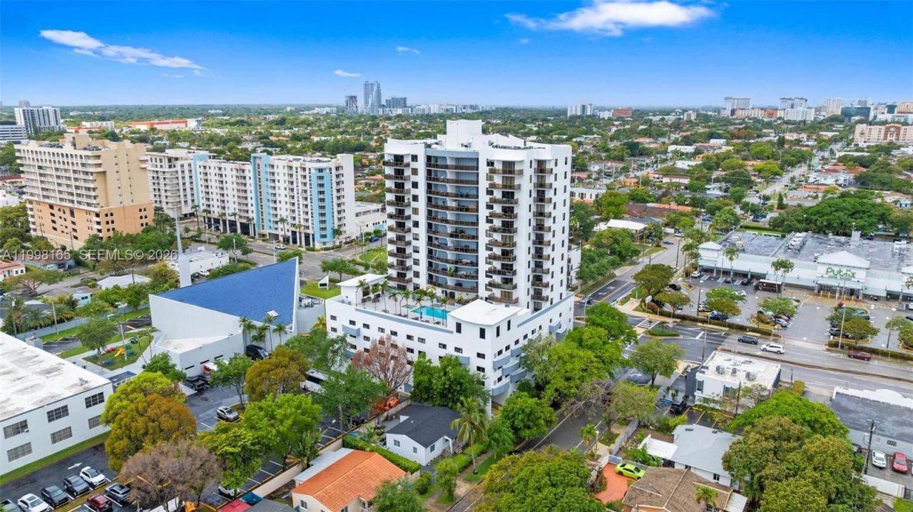2301 SW 27th Ave, Unit 906, Miami, FL 33145 Photo