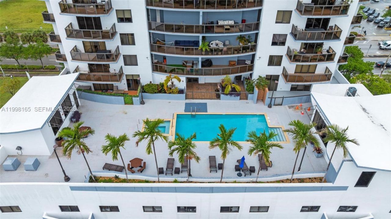 2301 SW 27th Ave, Unit 906, Miami, FL 33145 Photo