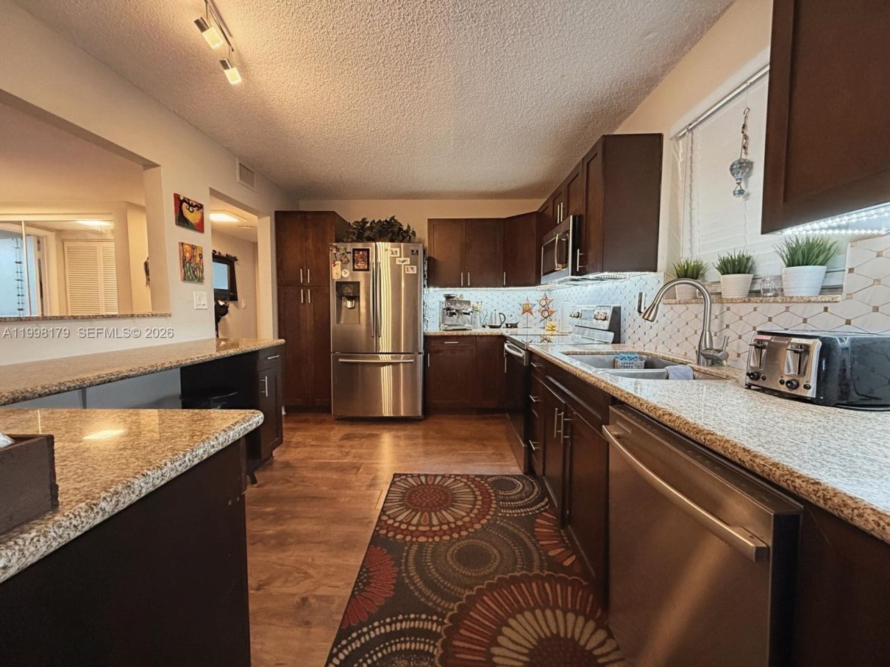 605 Ives Dairy Rd, Unit 205-7, Miami, FL 33179 Photo