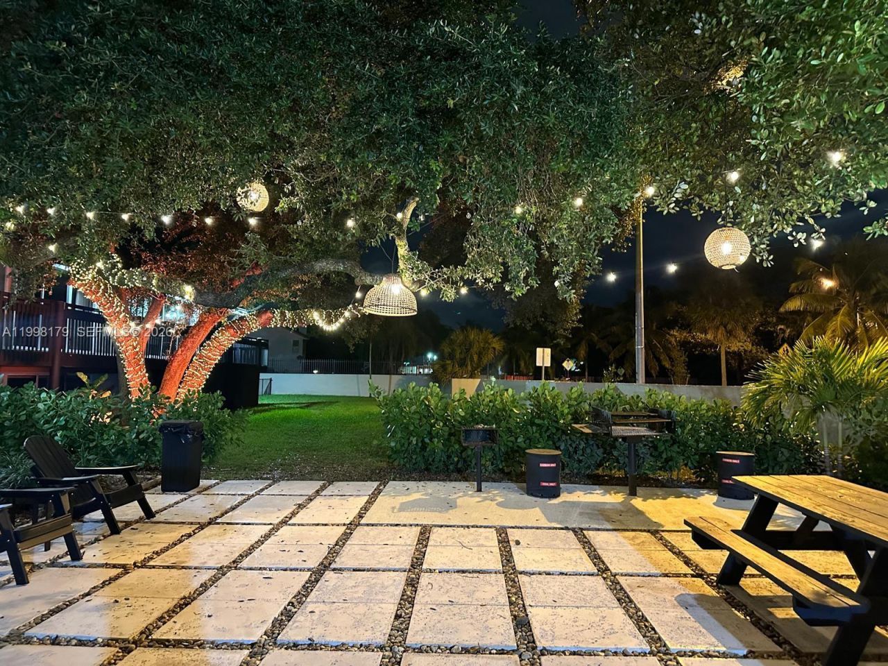 605 Ives Dairy Rd, Unit 205-7, Miami, FL 33179 Photo