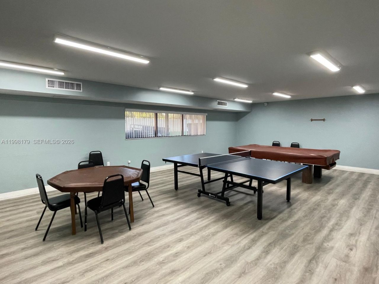 605 Ives Dairy Rd, Unit 205-7, Miami, FL 33179 Photo