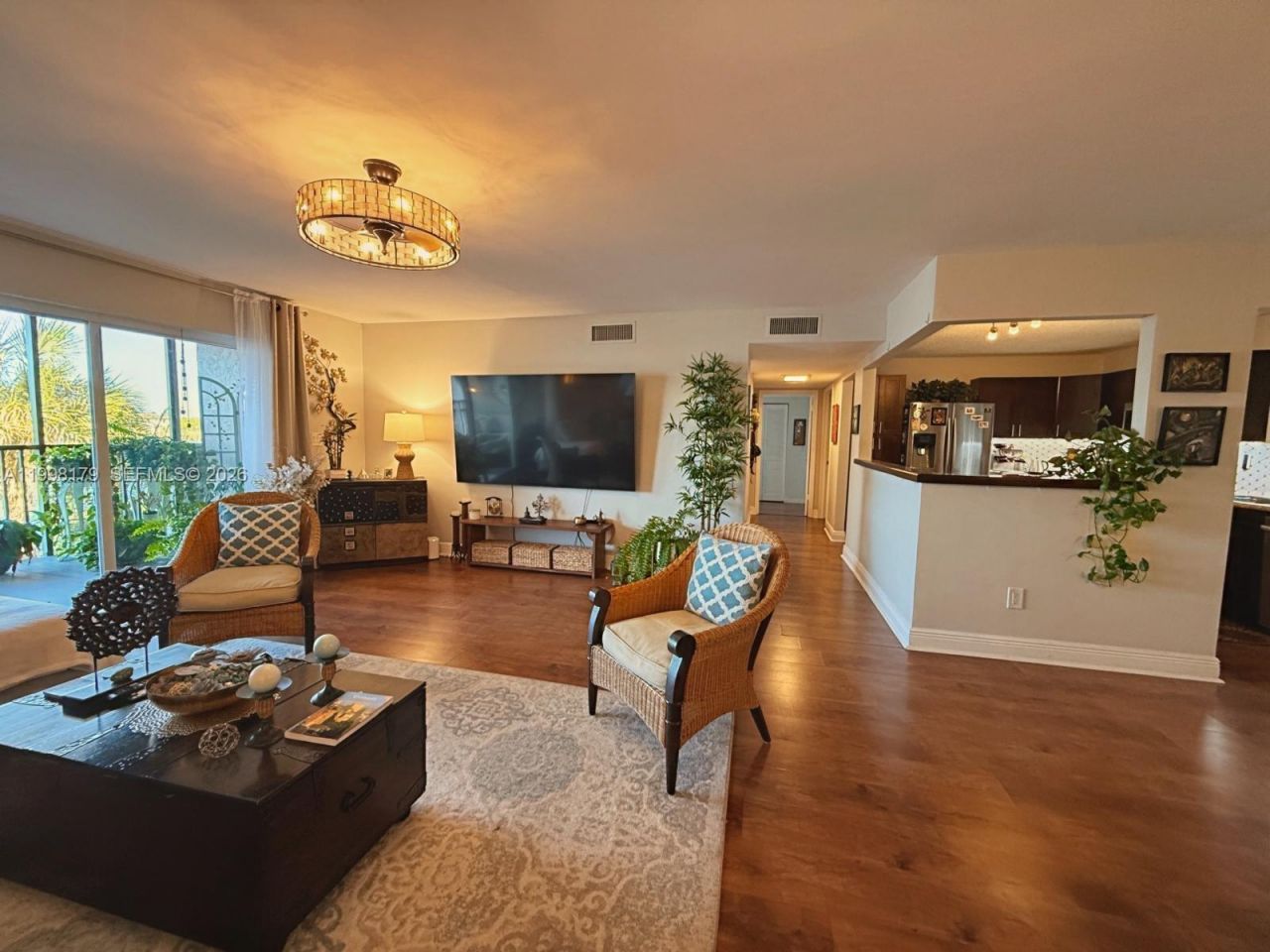 605 Ives Dairy Rd, Unit 205-7, Miami, FL 33179 Photo