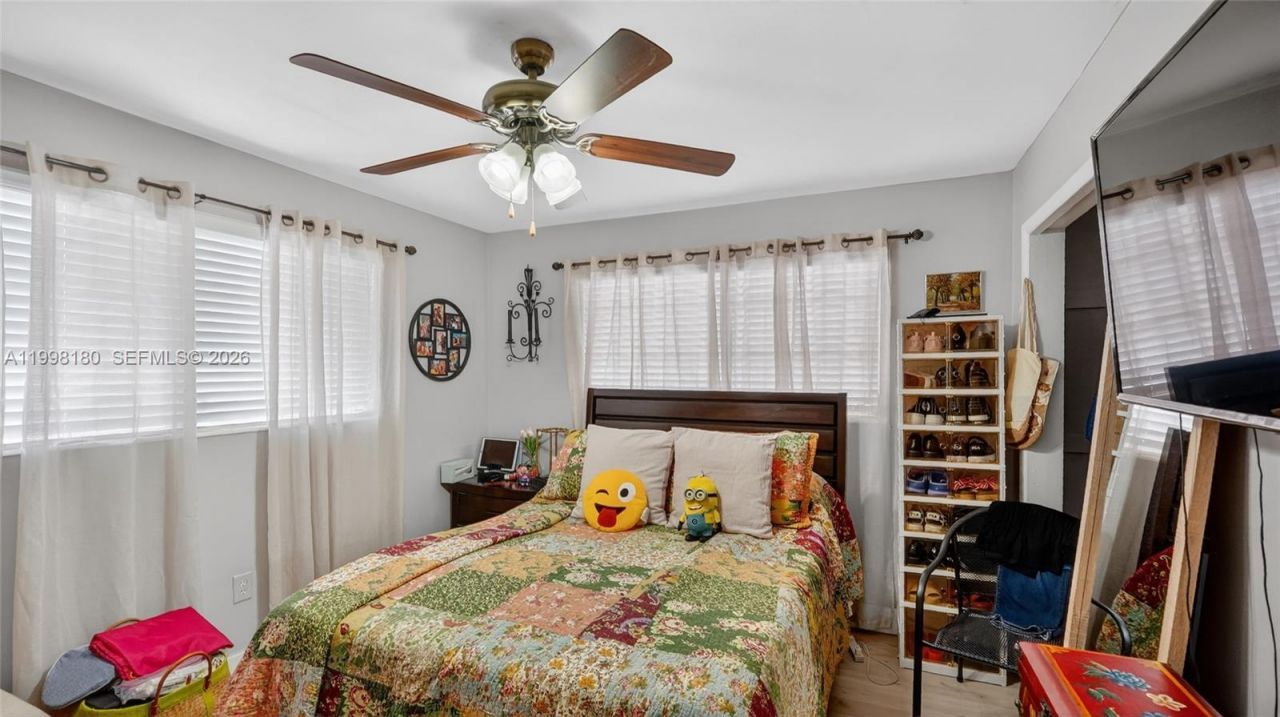 10420 NW 35th Pl, Miami, FL 33147 Photo