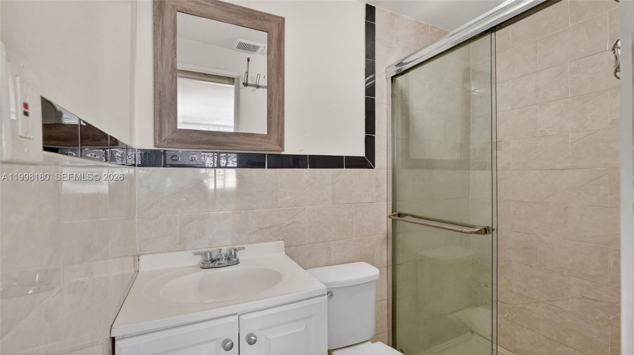 10420 NW 35th Pl, Miami, FL 33147 Photo