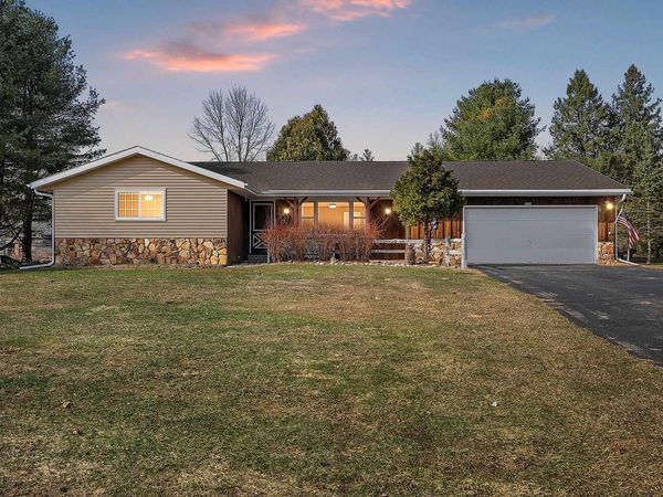 W220 JULIUS STREET, Krakow, WI 54137