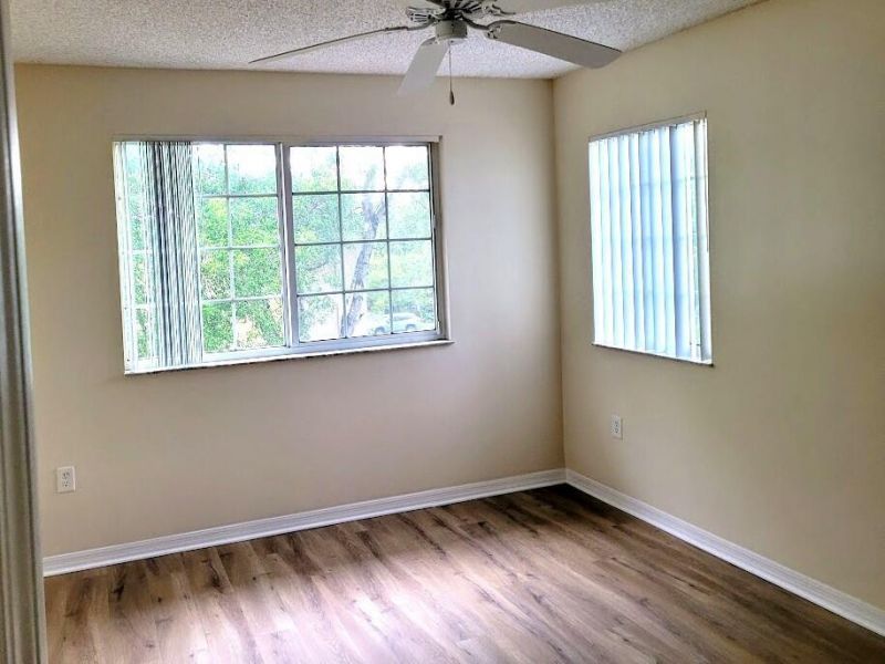 4195 N Haverhill Road, Unit 324, West Palm Beach, FL 33417 Photo