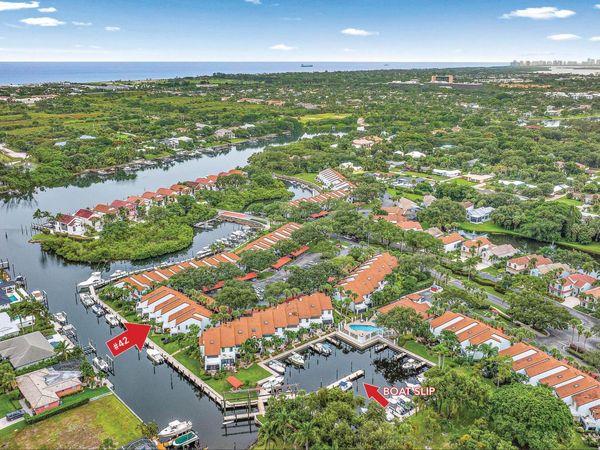 2339 Treasure Isle Drive, Unit 42, Palm Beach Gardens, FL 33410
