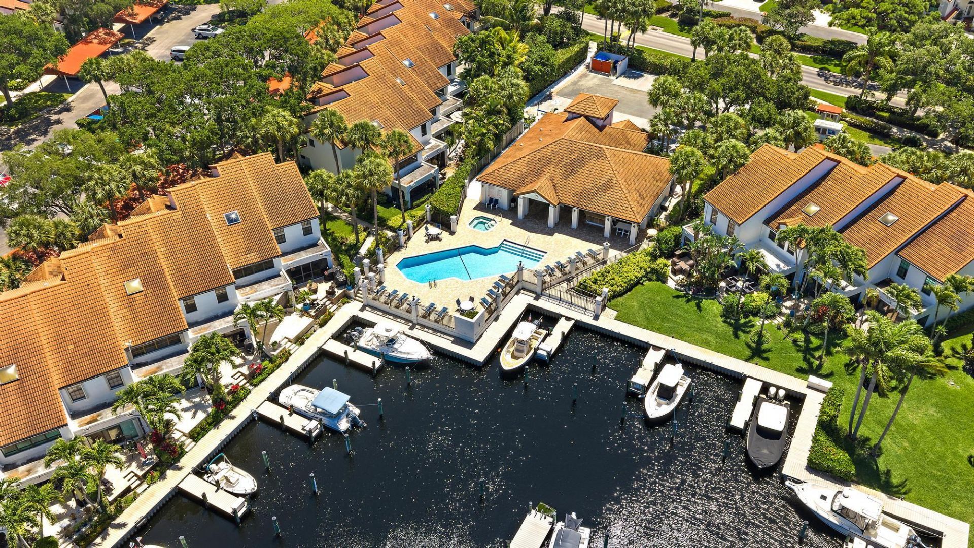 2339 Treasure Isle Drive, Unit 42, Palm Beach Gardens, FL 33410 Photo
