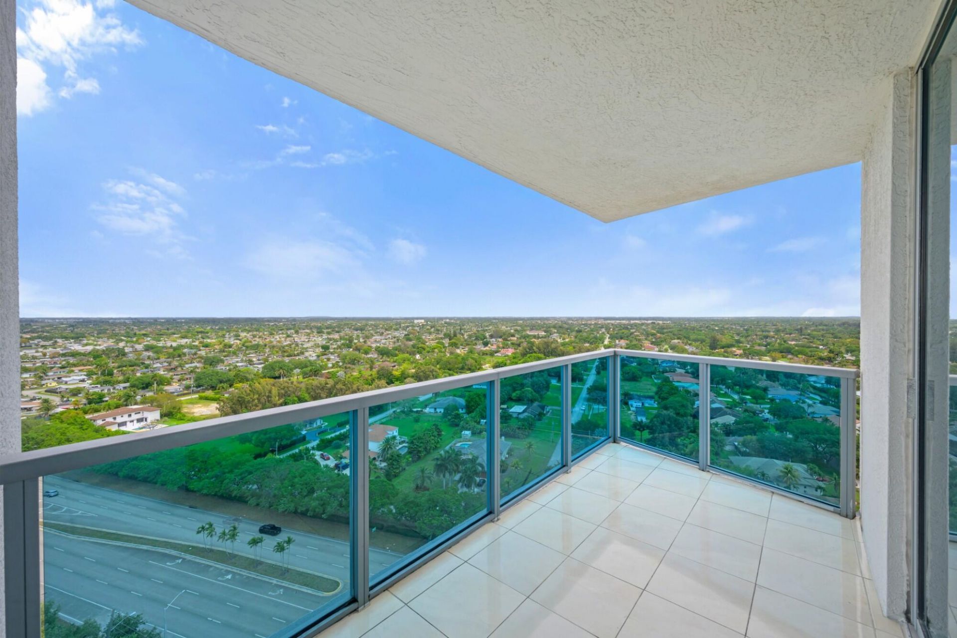 2641 N Flamingo Road, Unit 2108n, Sunrise, FL 33323 Photo