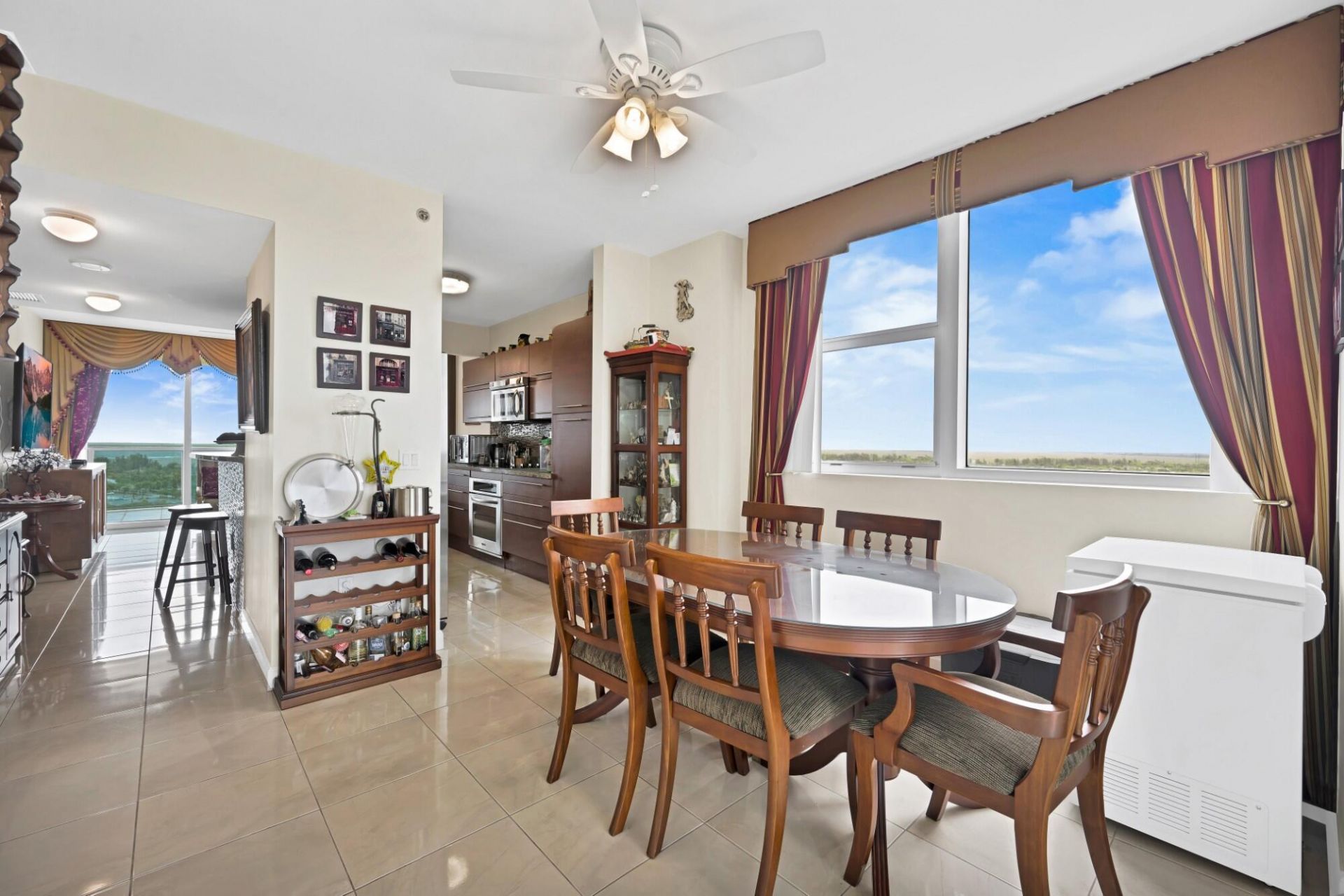 2641 N Flamingo Road, Unit 2108n, Sunrise, FL 33323 Photo