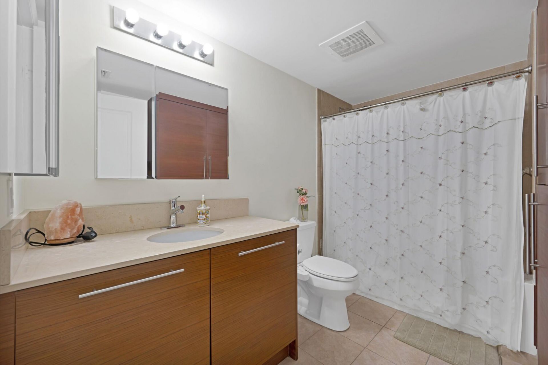 2641 N Flamingo Road, Unit 2108n, Sunrise, FL 33323 Photo