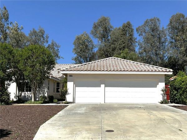 24563 Calle Perla, Murrieta, CA 92562