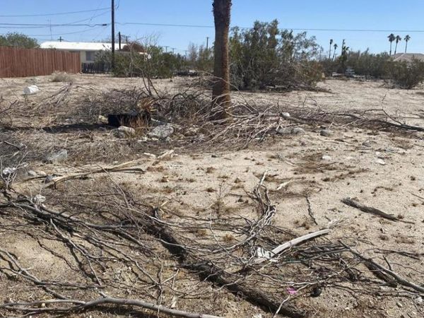 2876 Cerritos Avenue, Thermal, CA 92274