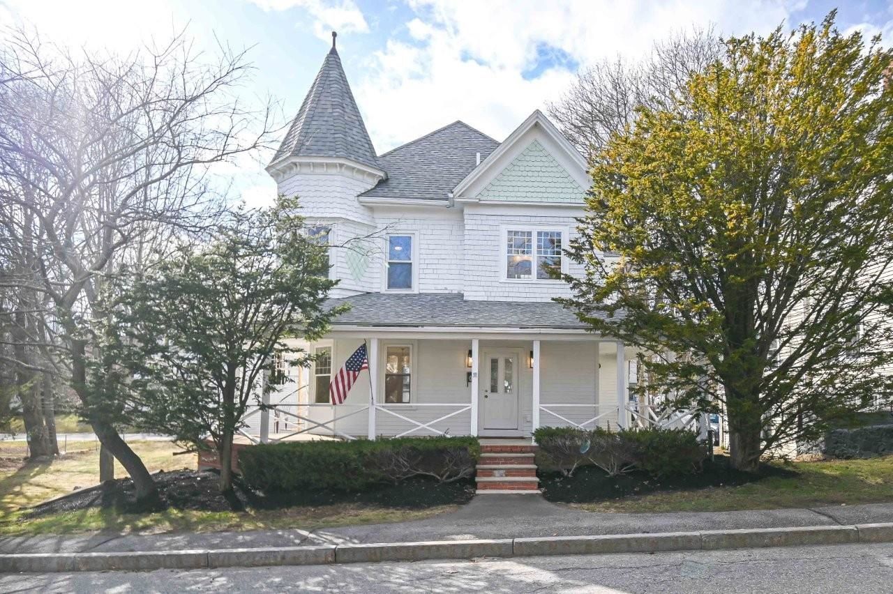 11 Rogers Road, Kittery, ME 03904 Main Photo