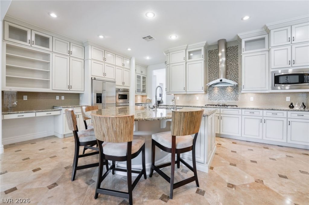 8242 Bella Veduta Avenue, Las Vegas, NV 89178