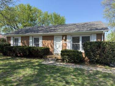 909 Gregory Way, Lexington, KY 40514