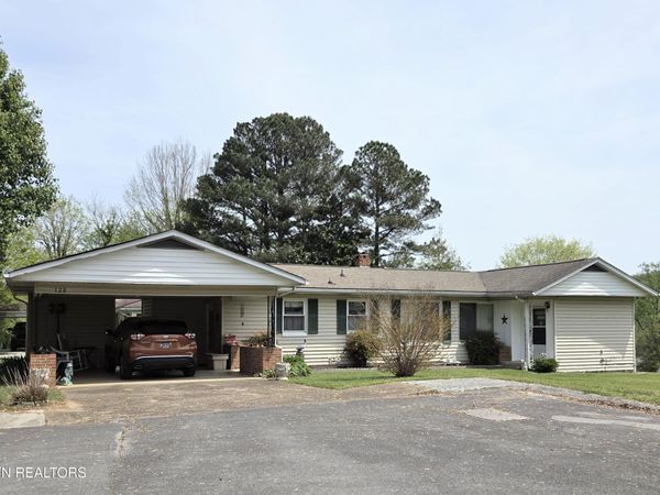 120 Nasson Lane, Oak Ridge, TN 37830