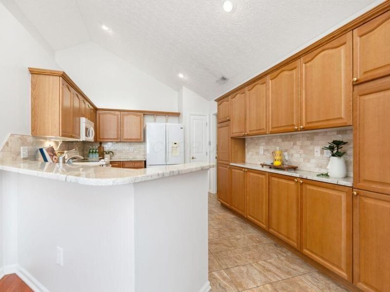 4289 Bridgelane Place, Unit 31, New Albany, OH 43054 Photo 9