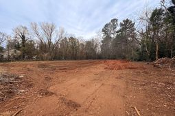 2723b Poinsett Highway photo 4
