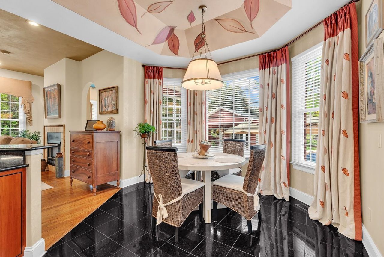 163 Angel Oak Dr. Photo 11