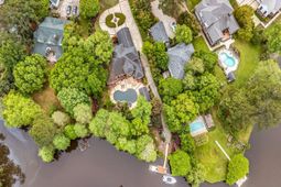 163 Angel Oak Dr. photo 4