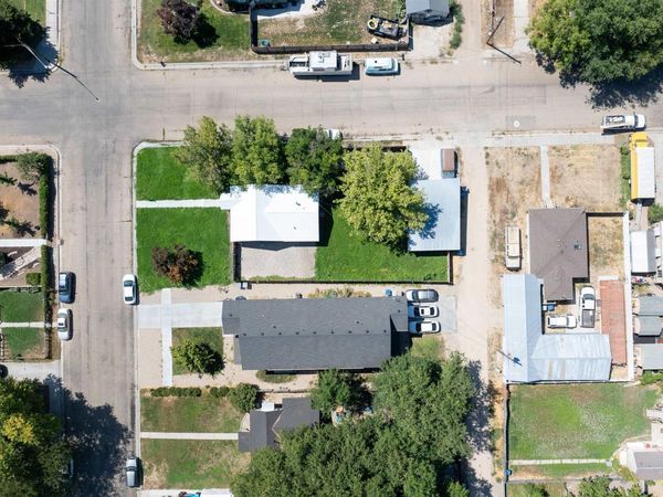 1119 10th Ave So, Nampa, ID 83651