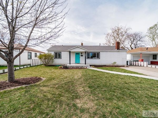 300 Clifford Street, BLACKFOOT, ID 83221