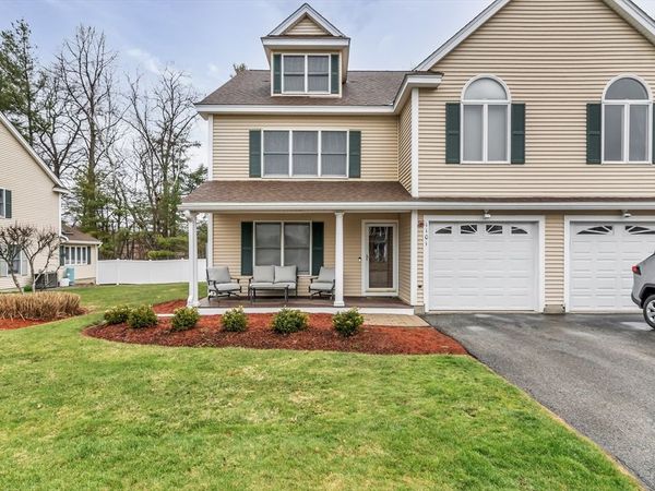 216 Rangeway, Unit 1101, Billerica, MA 01862