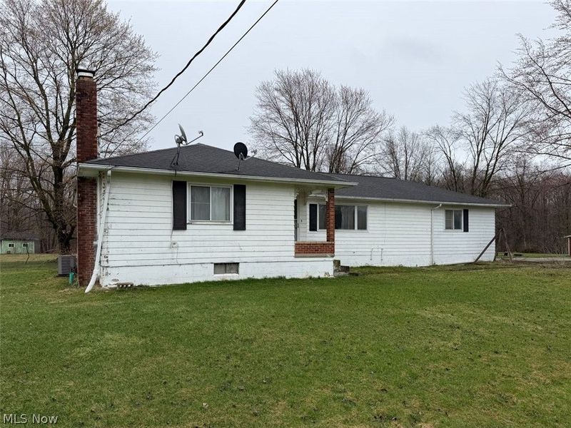 10222 Bundysburg Road, Middlefield, OH 44062 Photo 2