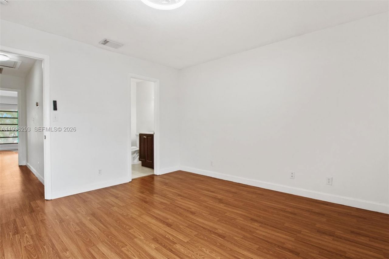 1360 NW 97th Ter, Unit 272, Pembroke Pines, FL 33024 Photo