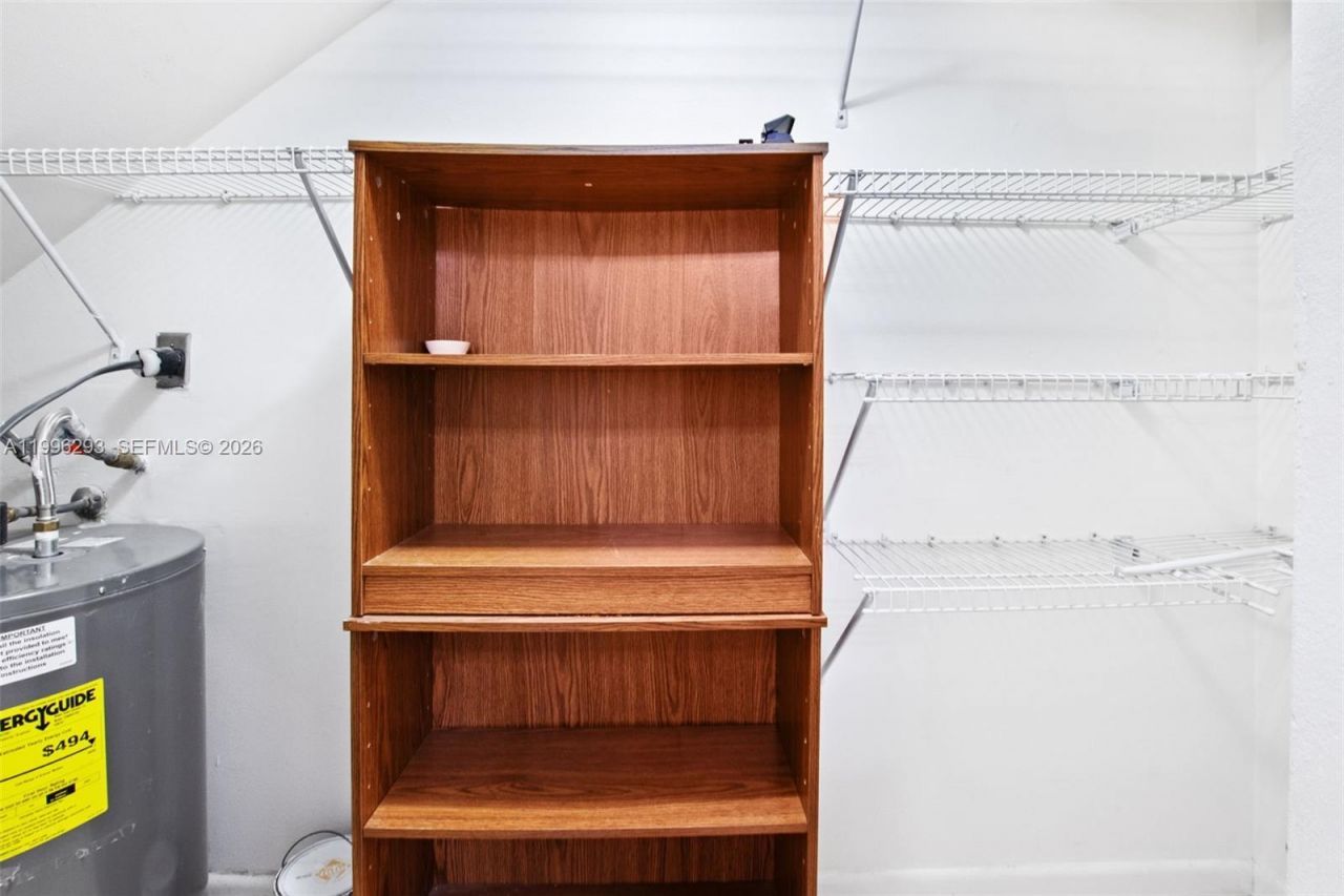 1360 NW 97th Ter, Unit 272, Pembroke Pines, FL 33024 Photo