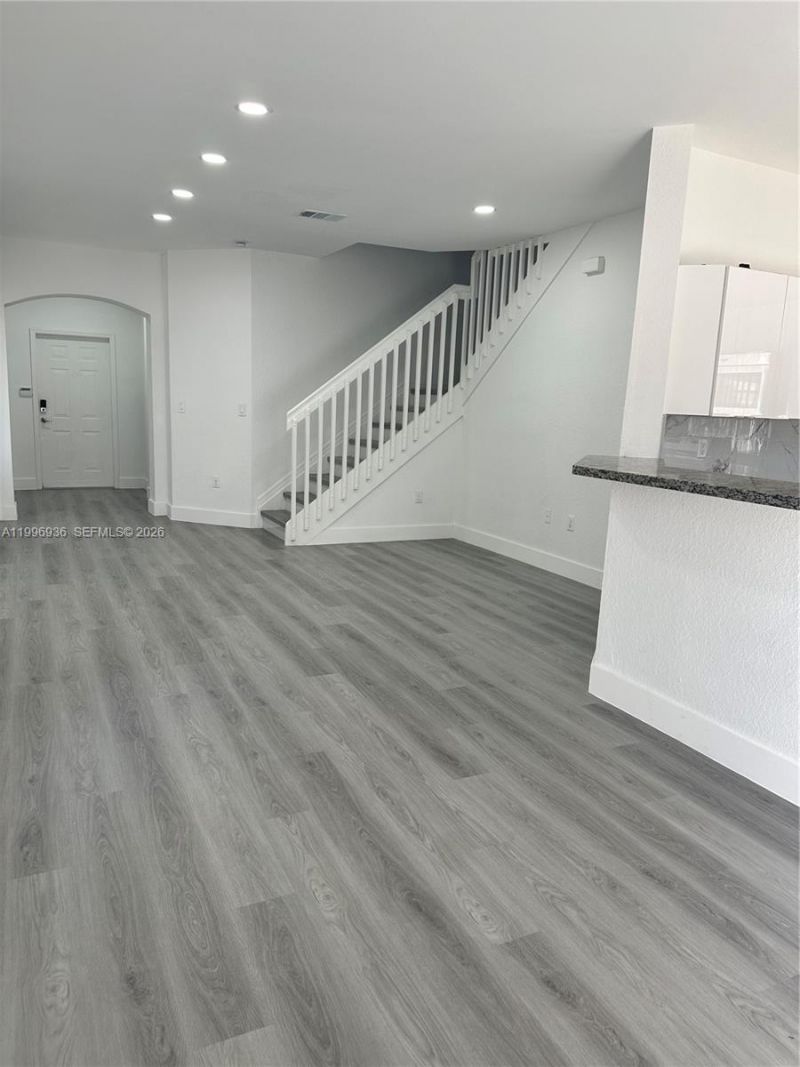 8246 NW 108th Ave, Unit 7-16, Doral, FL 33178 Photo