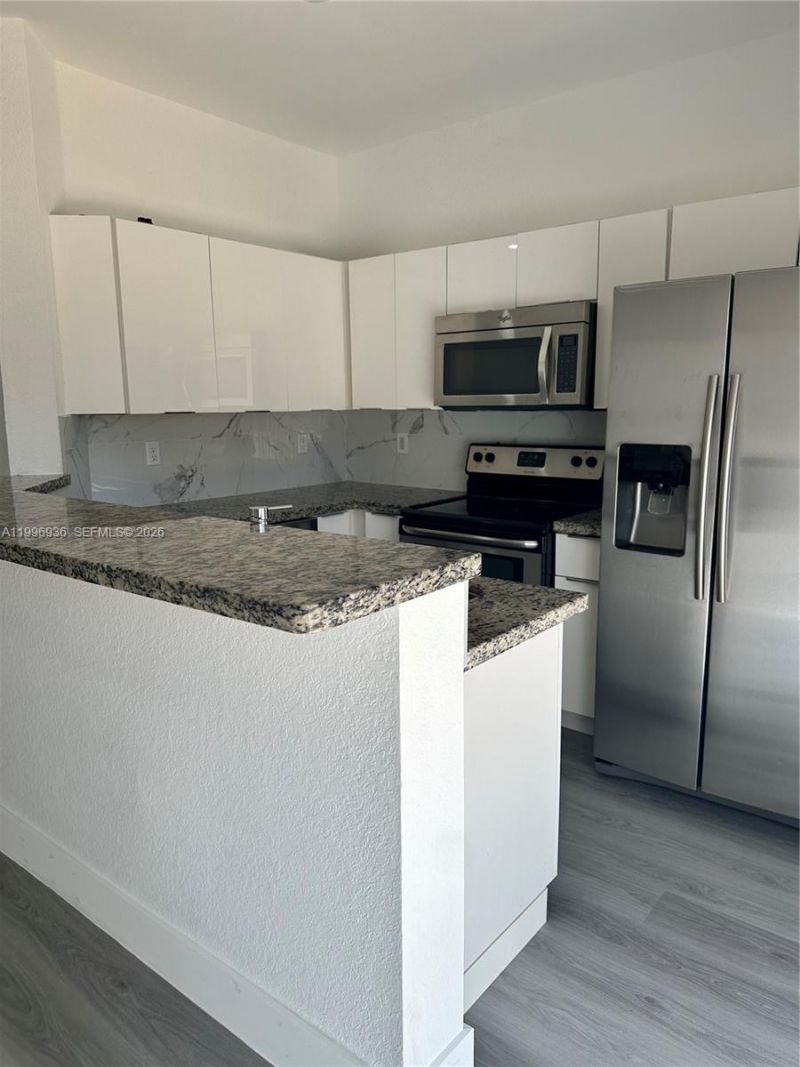 8246 NW 108th Ave, Unit 7-16, Doral, FL 33178 Photo