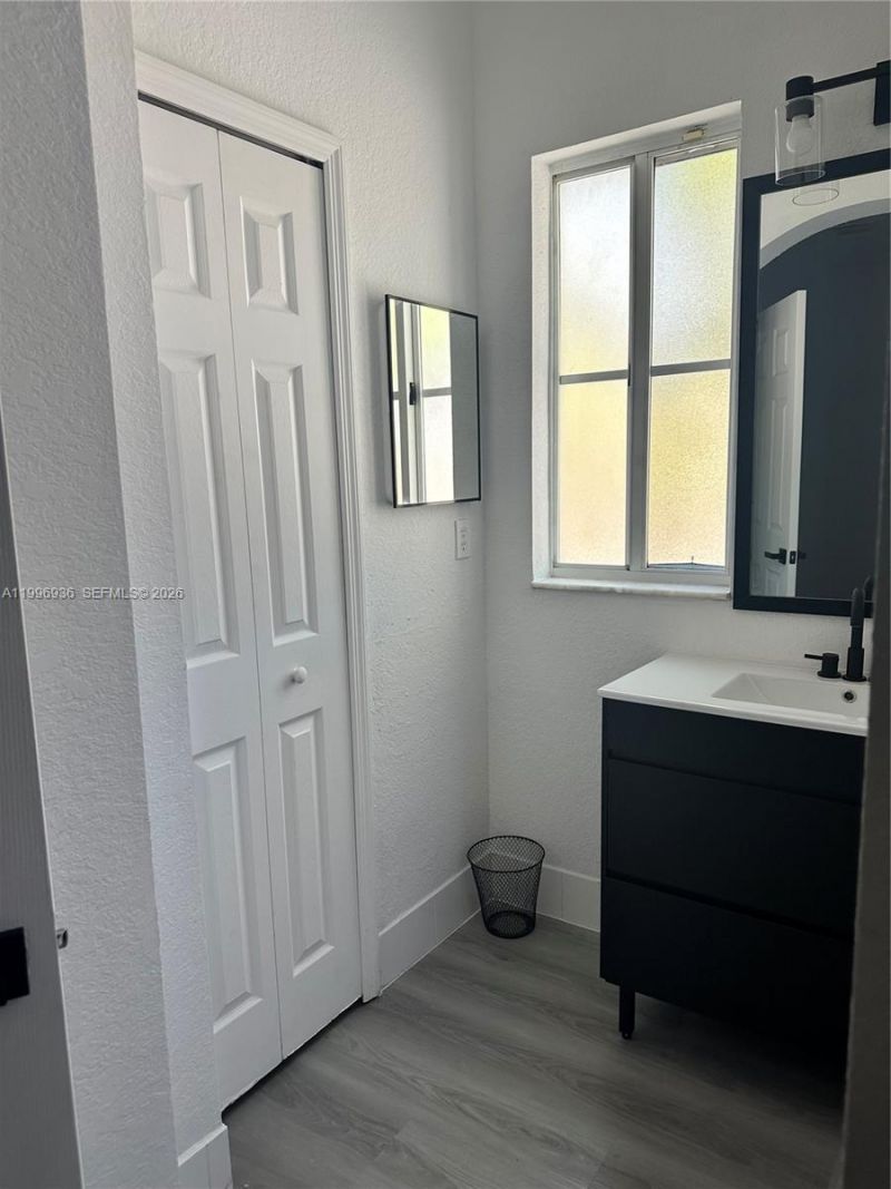 8246 NW 108th Ave, Unit 7-16, Doral, FL 33178 Photo