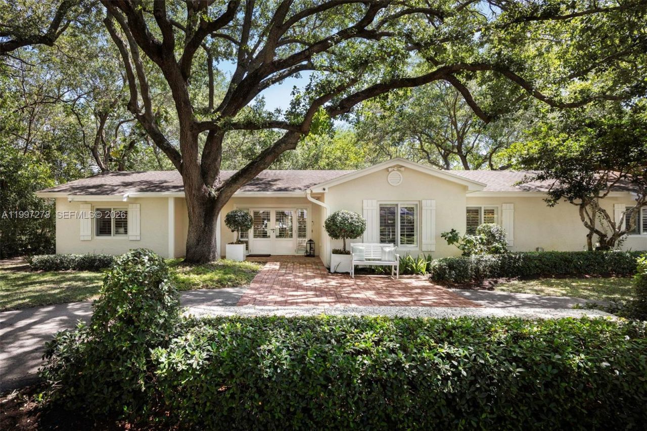 16167 SW 74th Pl, Palmetto Bay, FL 33157 Photo