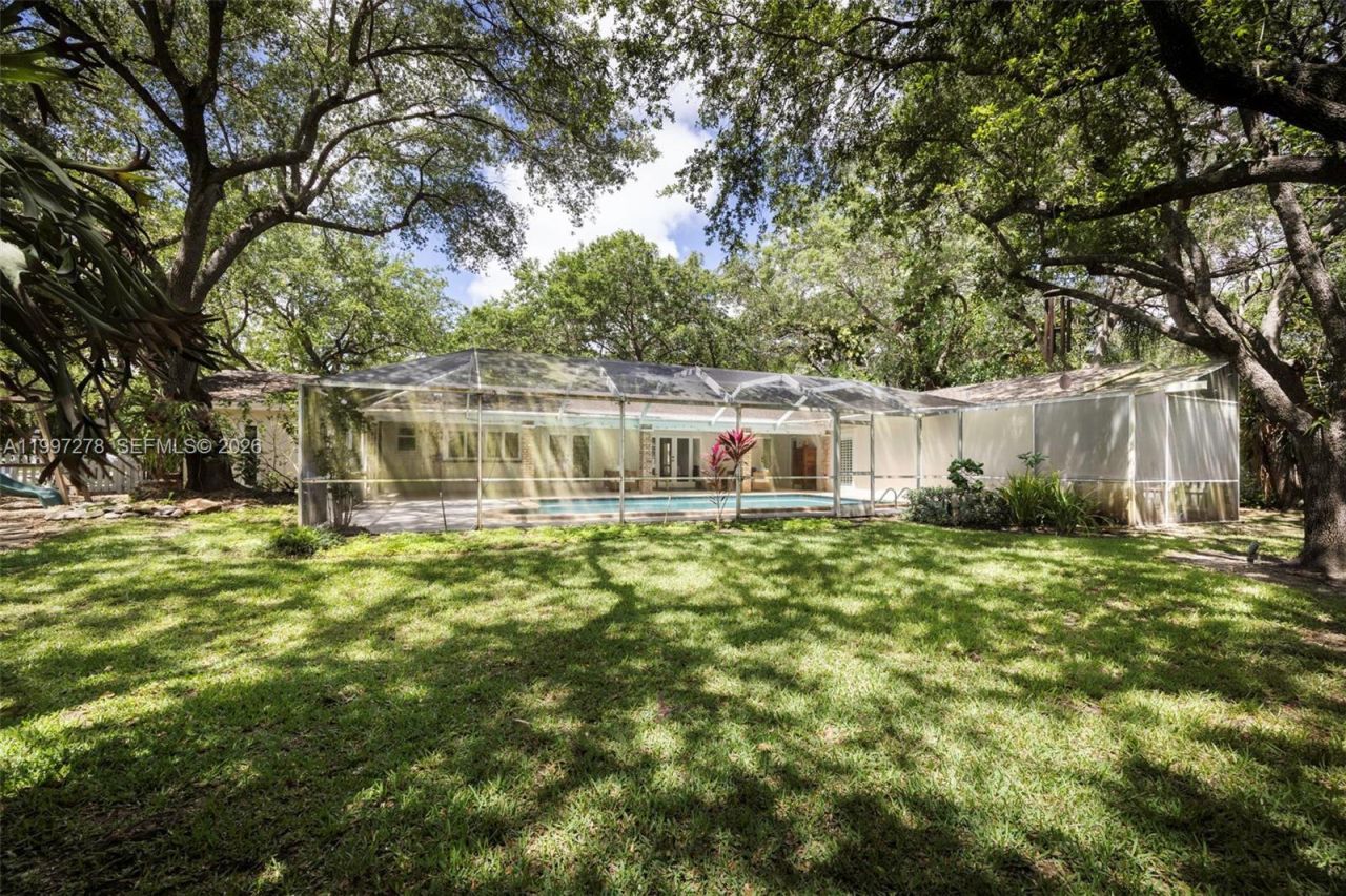 16167 SW 74th Pl, Palmetto Bay, FL 33157 Photo