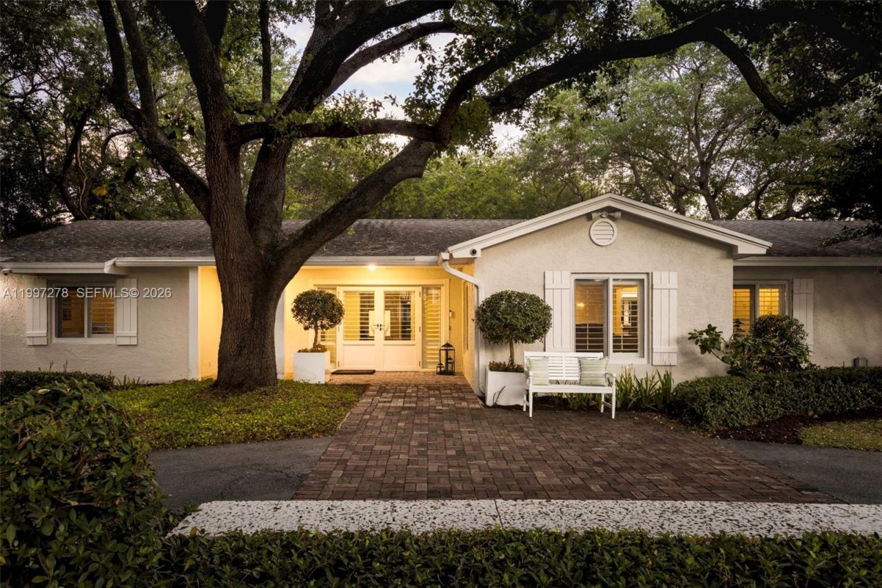 16167 SW 74th Pl, Palmetto Bay, FL 33157 Photo