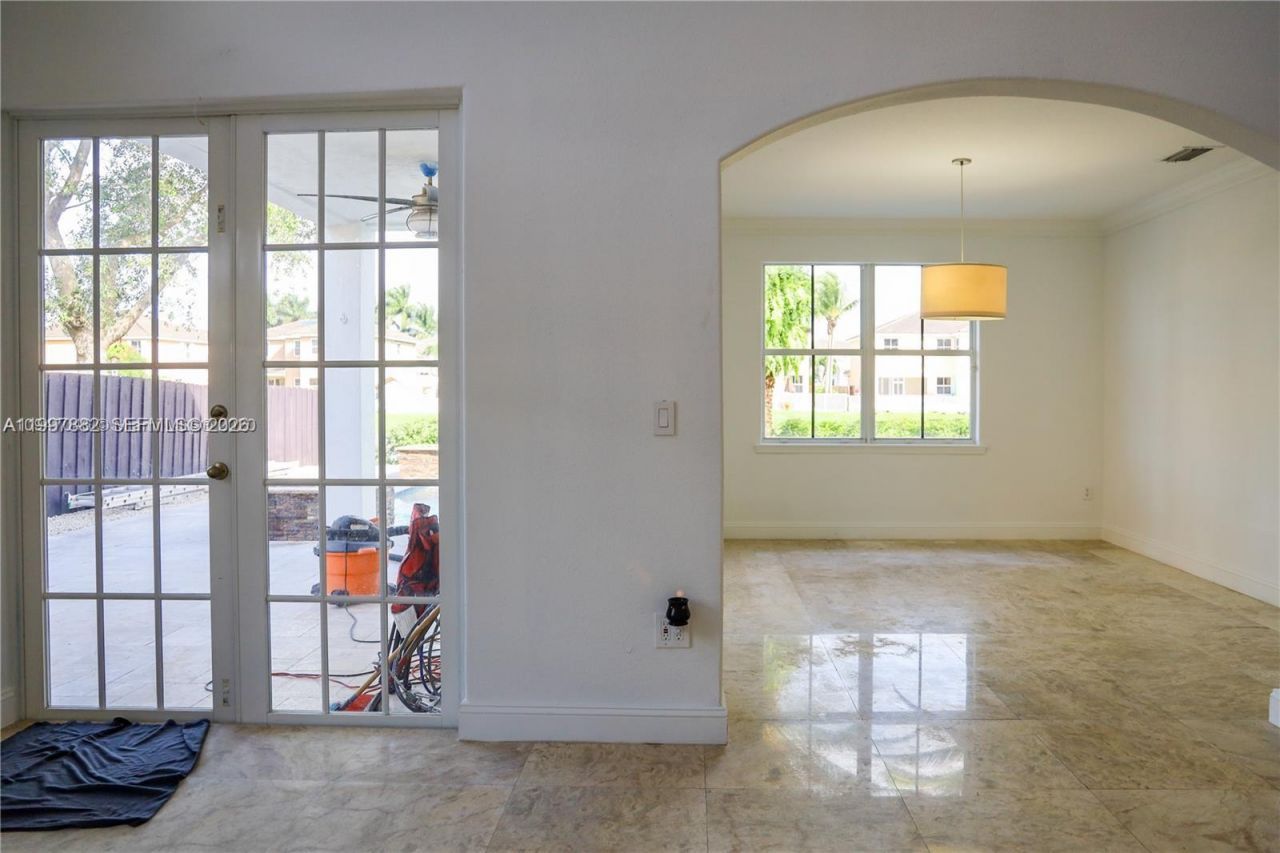 16473 SW 59th Ter , Miami, FL 33193 Photo