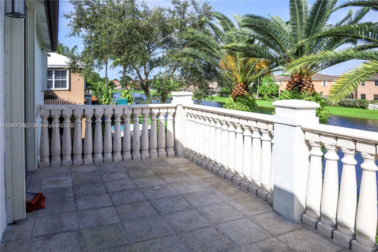 16473 SW 59th Ter , Miami, FL 33193 Photo