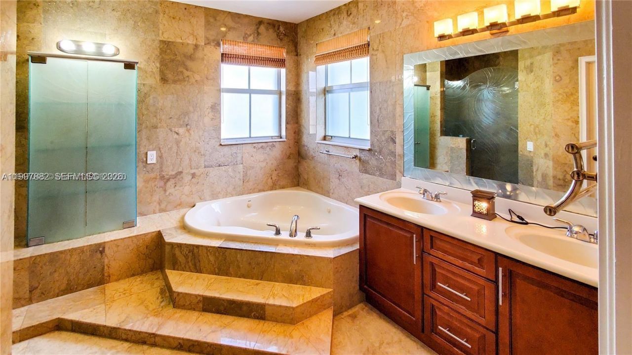 16473 SW 59th Ter , Miami, FL 33193 Photo