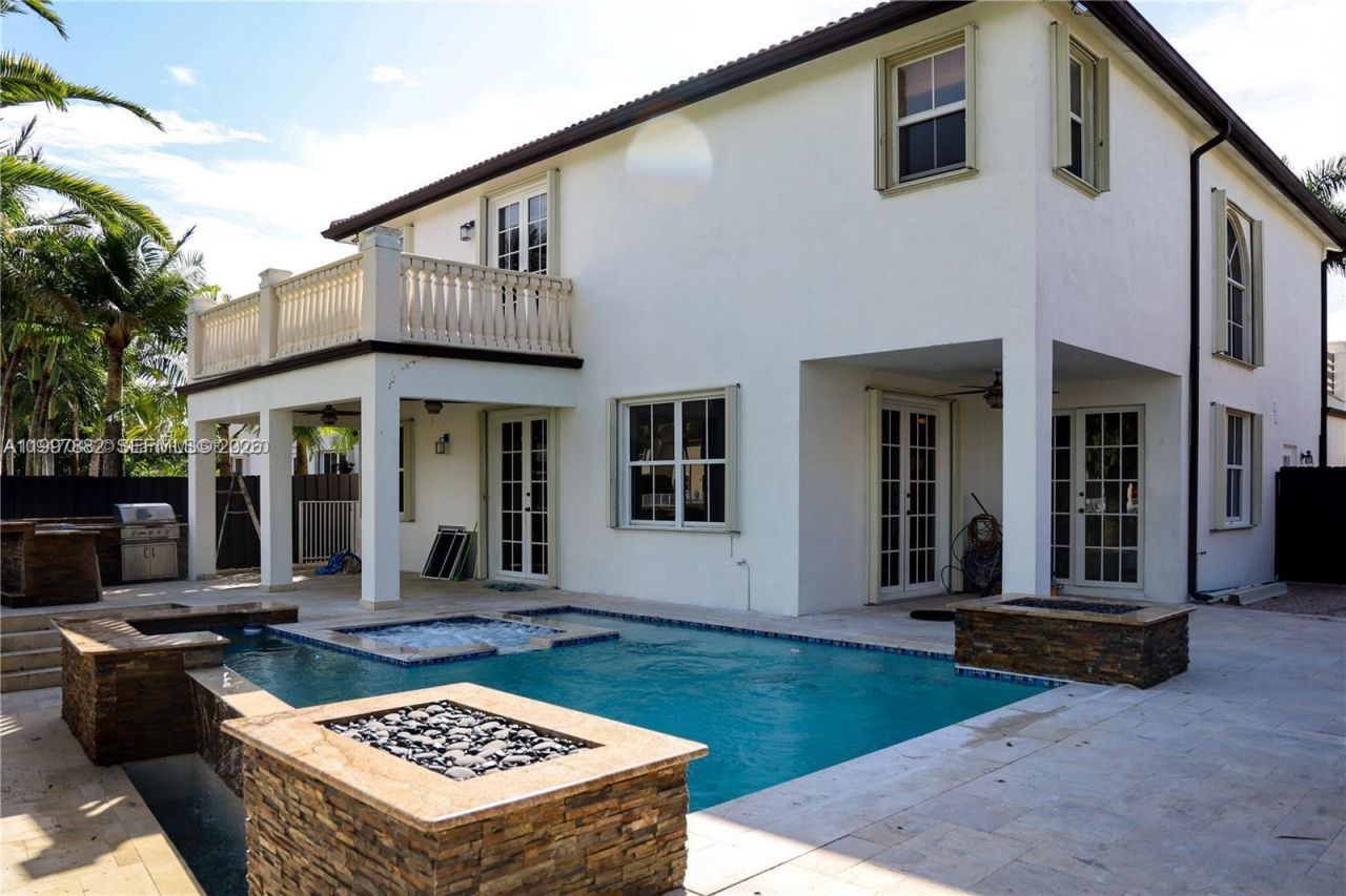 16473 SW 59th Ter , Miami, FL 33193 Photo